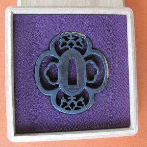 Q128. Owari Kinko Tsuba, Shakudo Nanako & Gold