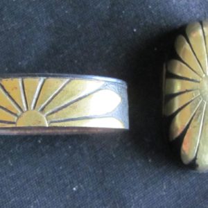 Q199. Shakudo Fuchi Kashira with Bold Gold Kiku