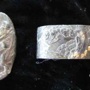 Q306. Signed Shakudo & Gold Fuchi Kashira