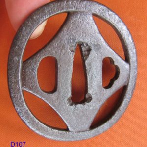 D107. Ko Umetada tsuba