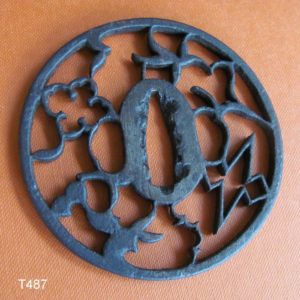 T487. Large Kyo Sukashi Tsuba